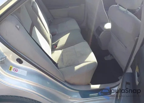 2012 Toyota Camry Le z USA, uszkodzony, nr VIN 4T4BF1FK4CR262270